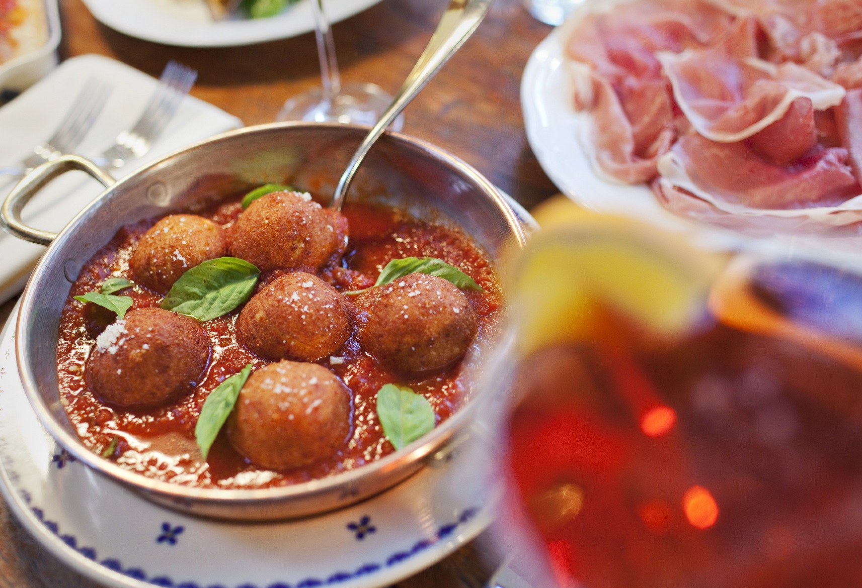 Le Virtù - Abruzzese Ristorante Philadelphia