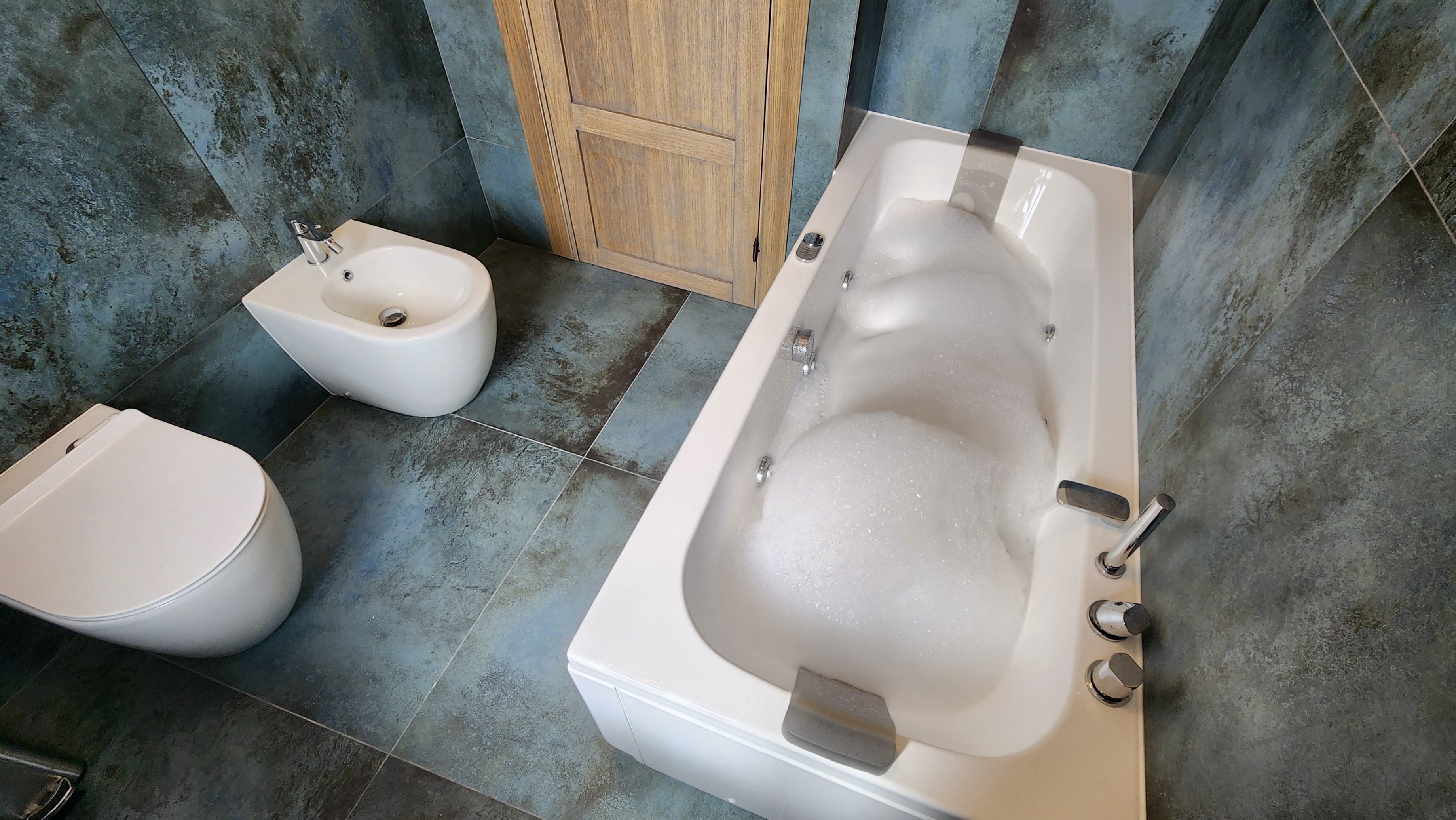 The Poets' Retreat - Elegant Rental Sulmona