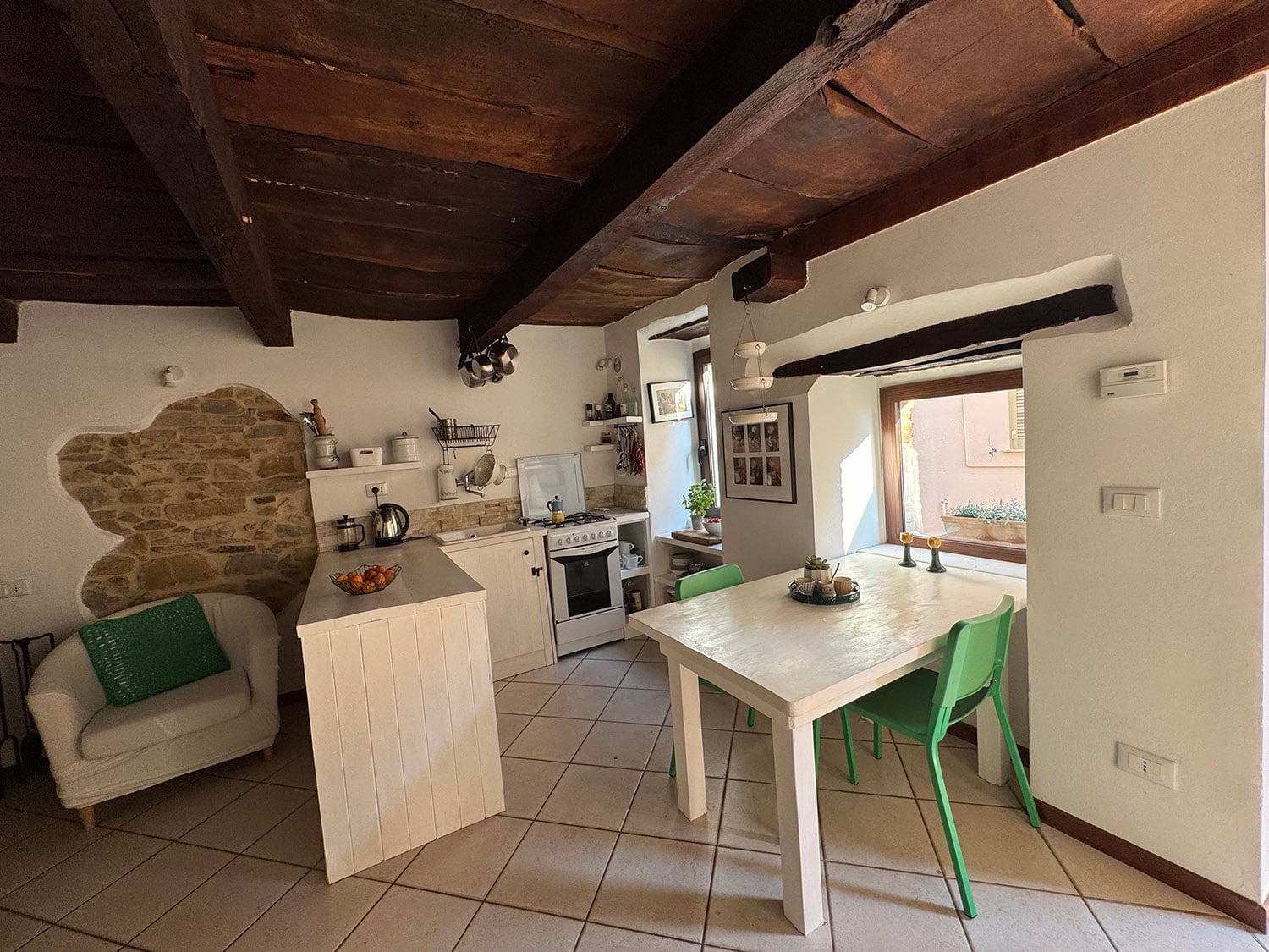 Little House of the Firefly - Teramo Long-term Rental Near Gran Sasso National Park