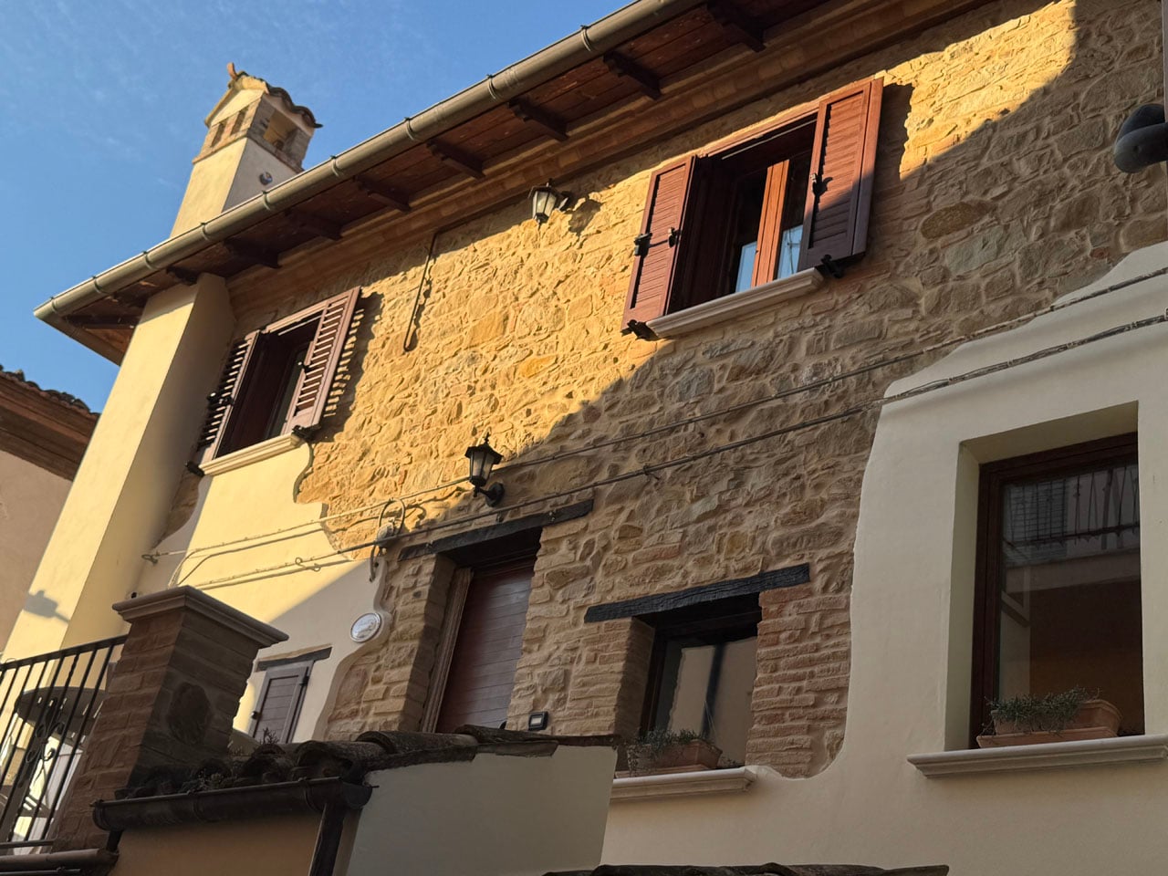 Little House of the Firefly - Teramo Long-term Rental Near Gran Sasso National Park