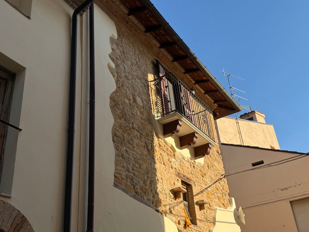 Little House of the Firefly - Teramo Long-term Rental Near Gran Sasso National Park