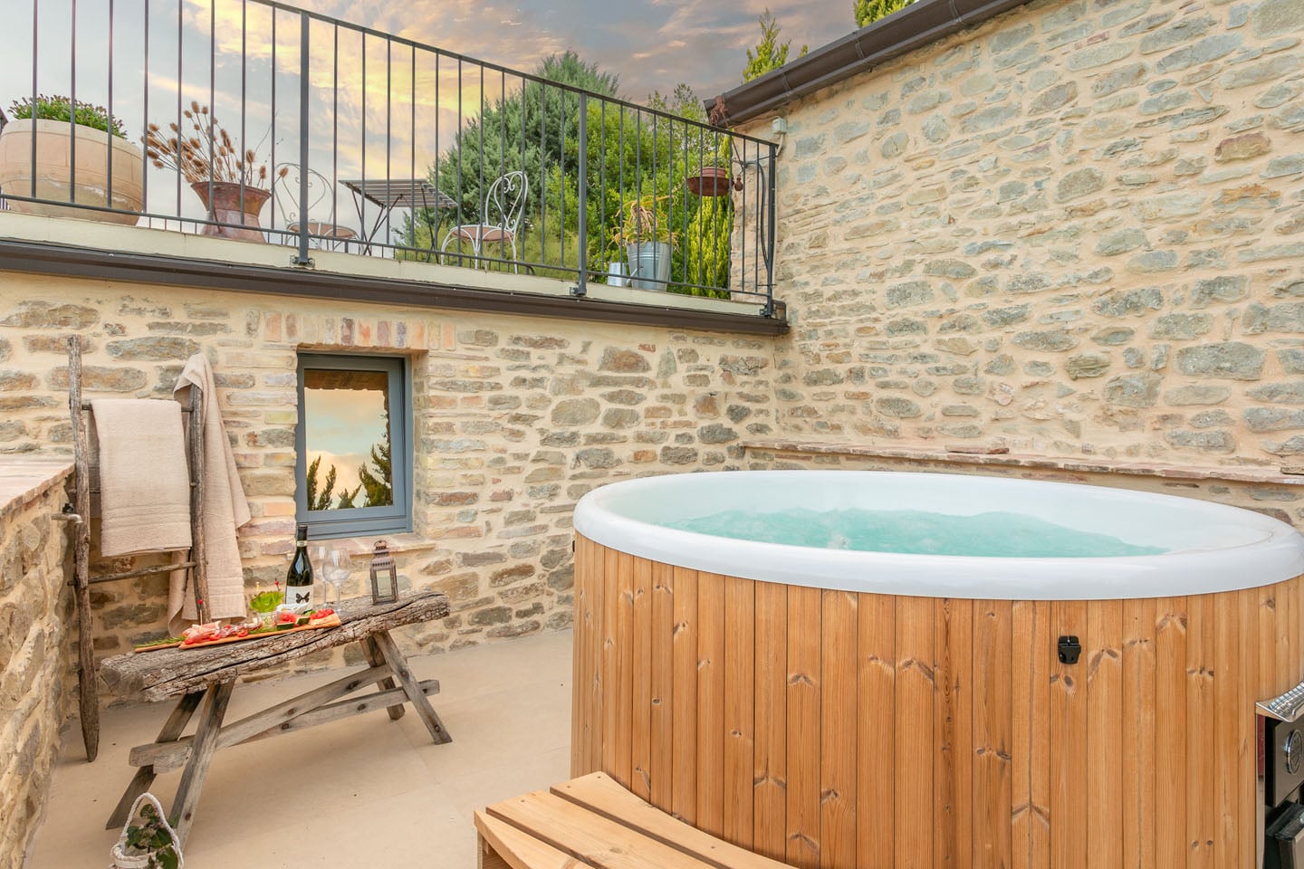 Panfilo Farmhouse – Luxury Family-Friendly Teramo B&B & Apartments