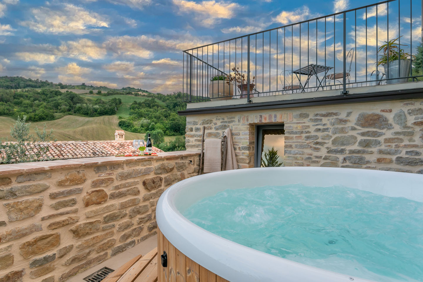 Panfilo Farmhouse – Luxury Family-Friendly Teramo B&B & Apartments