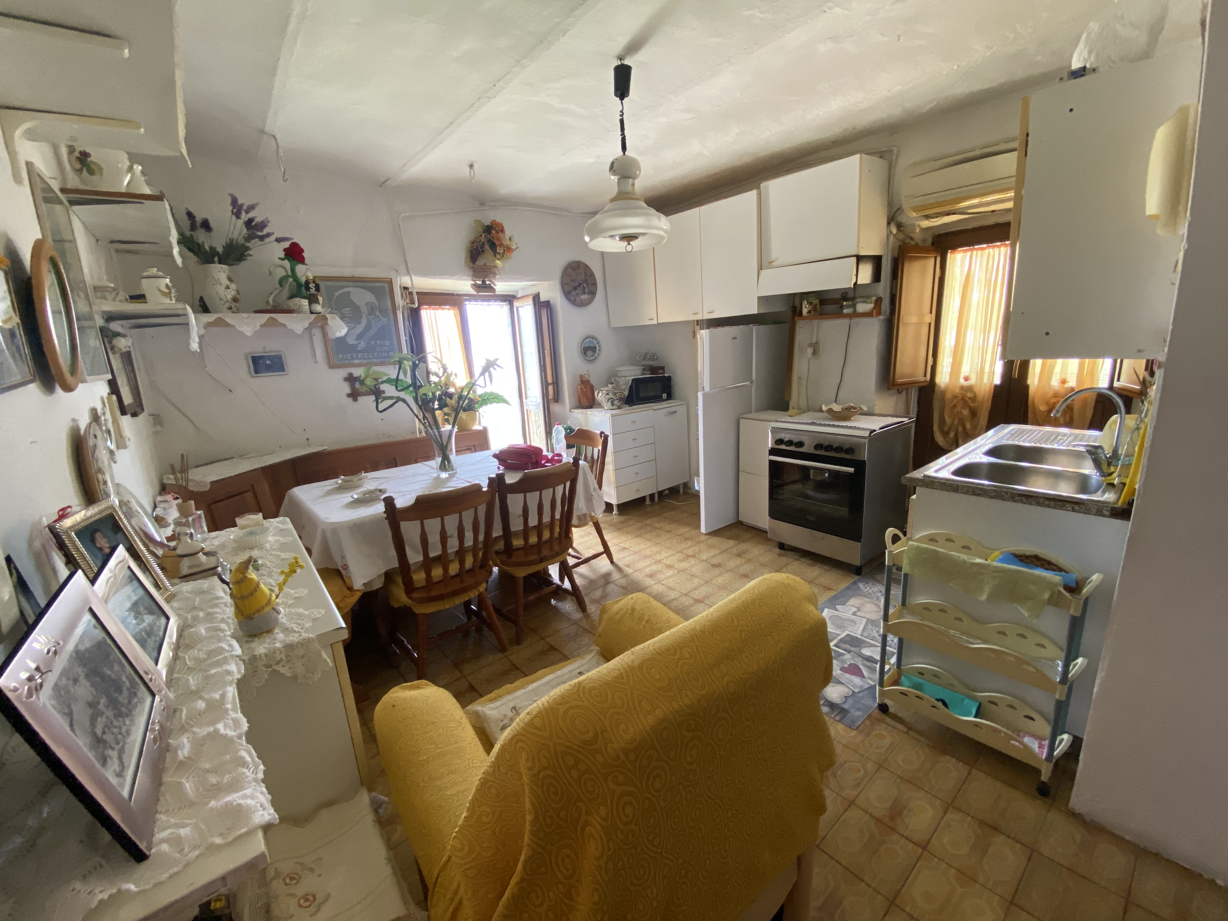 Tra Borgo & Cielo - Private Holiday House Sale Bomba