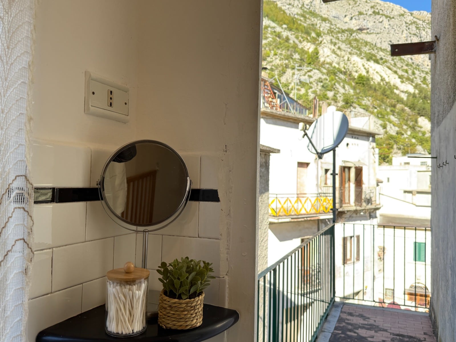 Casa Escher - Family Holiday Rental Fara San Martino