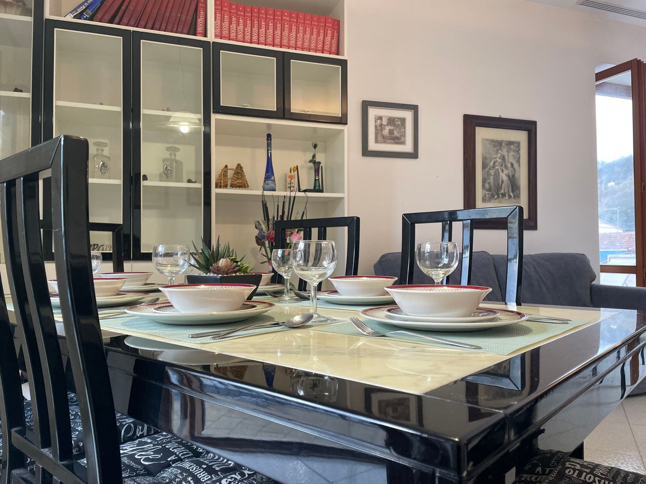 Bisenti Apartments - Short Term Terrace Apartment Rental