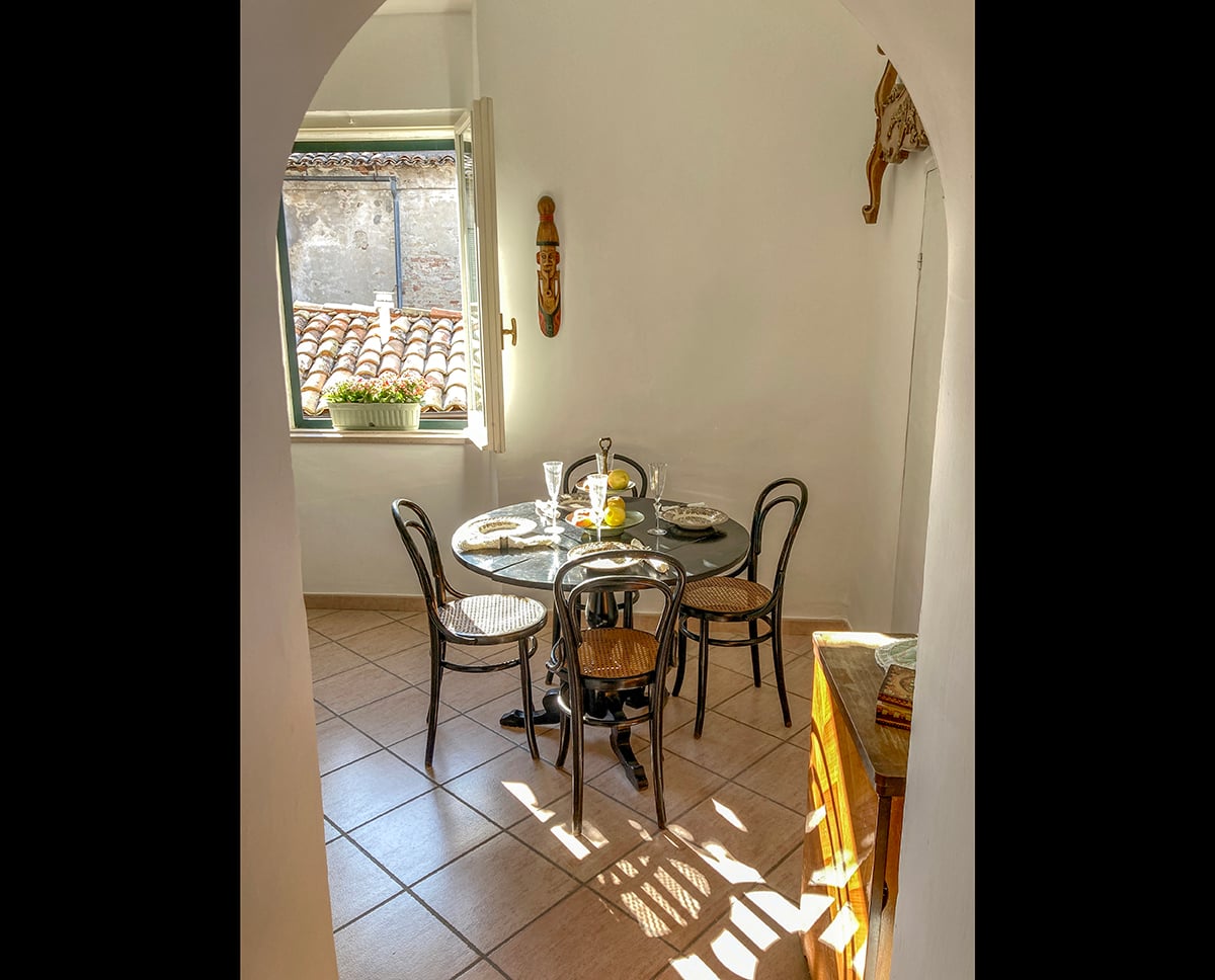 Restored 360° Historic Penthouse, Centro Storico of Penne