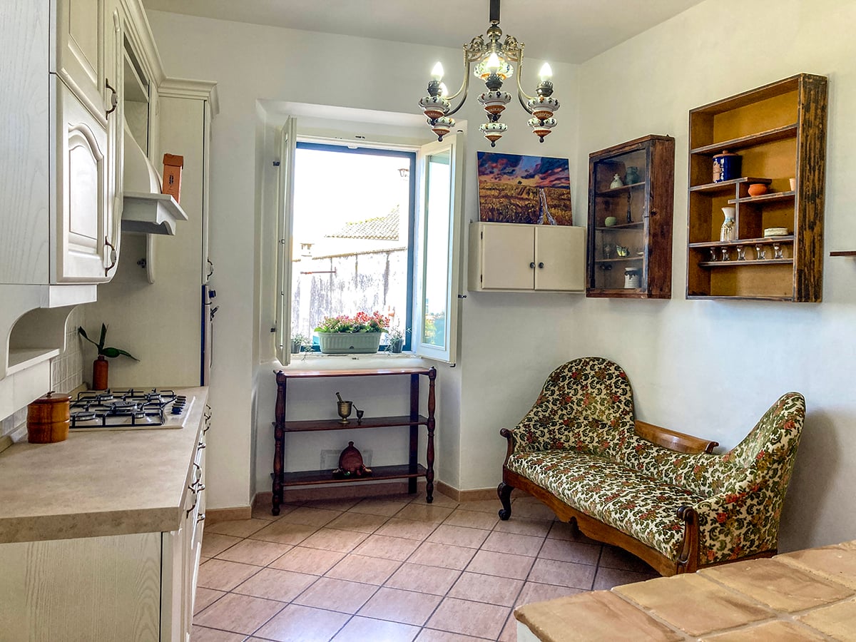 Restored 360° Historic Penthouse, Centro Storico of Penne