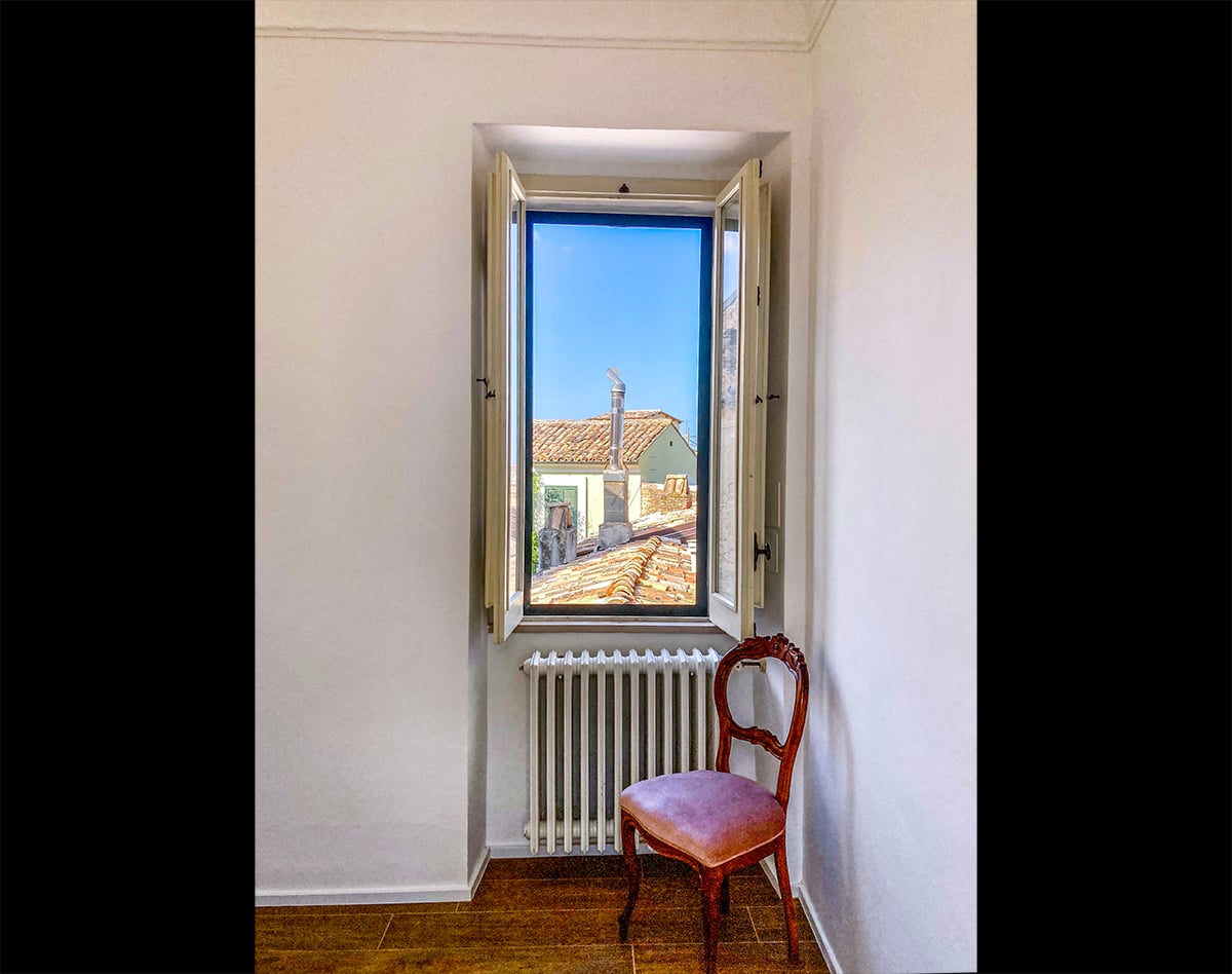 Restored 360° Historic Penthouse, Centro Storico of Penne