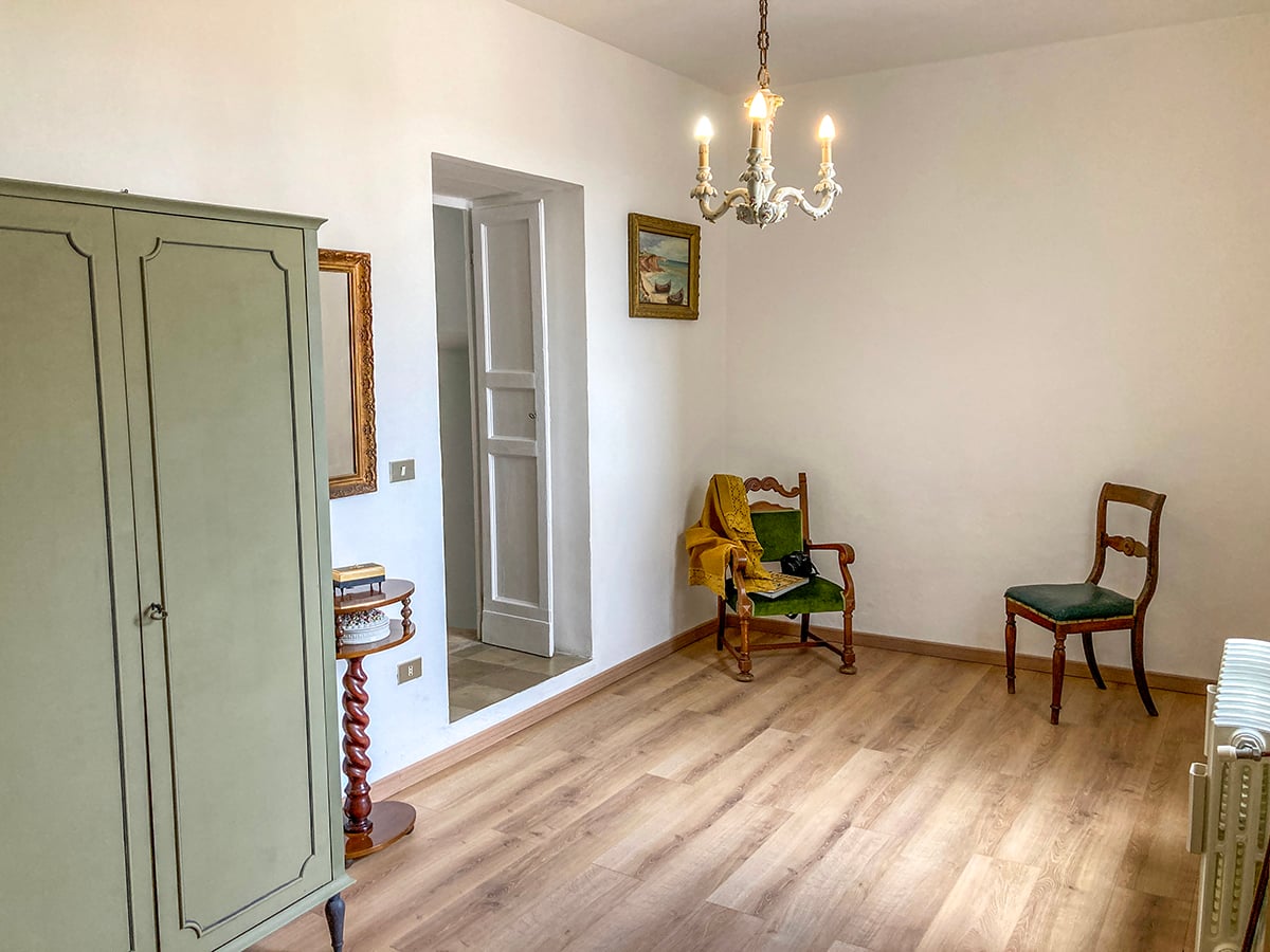 Restored 360° Historic Penthouse, Centro Storico of Penne