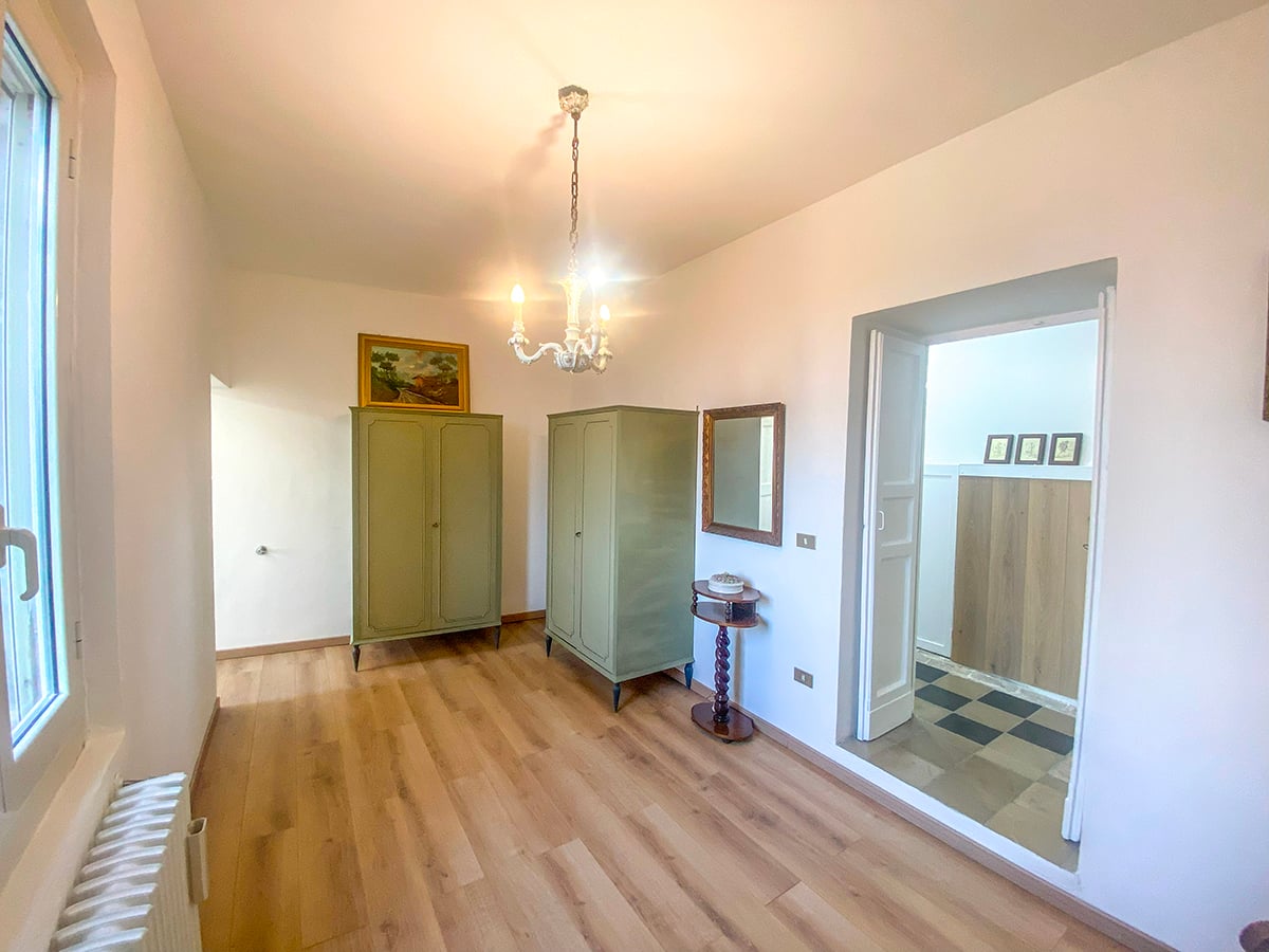 Restored 360° Historic Penthouse, Centro Storico of Penne