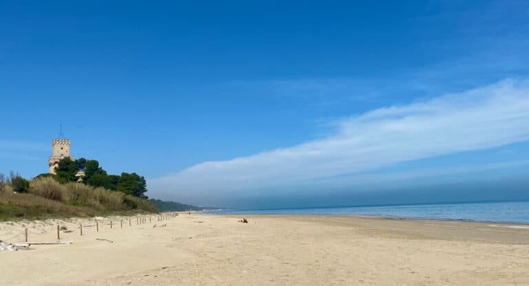 The Best Free Beaches in Abruzzo: Reserves and Wild Coast 2026