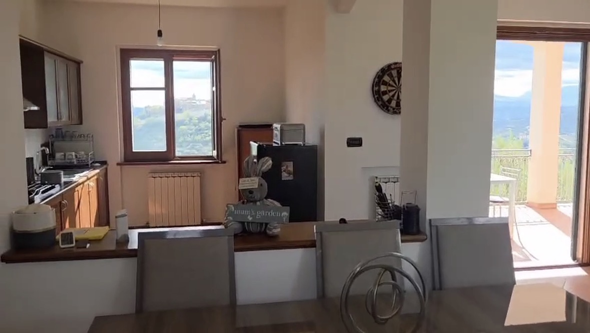 Daisy's Rest - Villa for Sale, Collecorvino, Pescara | Turnkey Home, Pool, Olive Grove