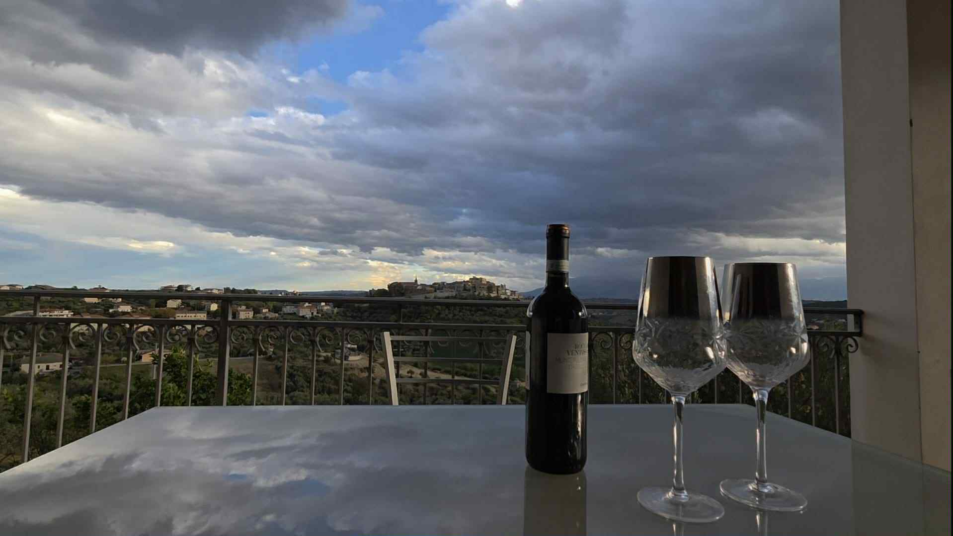 Daisy's Rest - Villa for Sale, Collecorvino, Pescara | Turnkey Home, Pool, Olive Grove