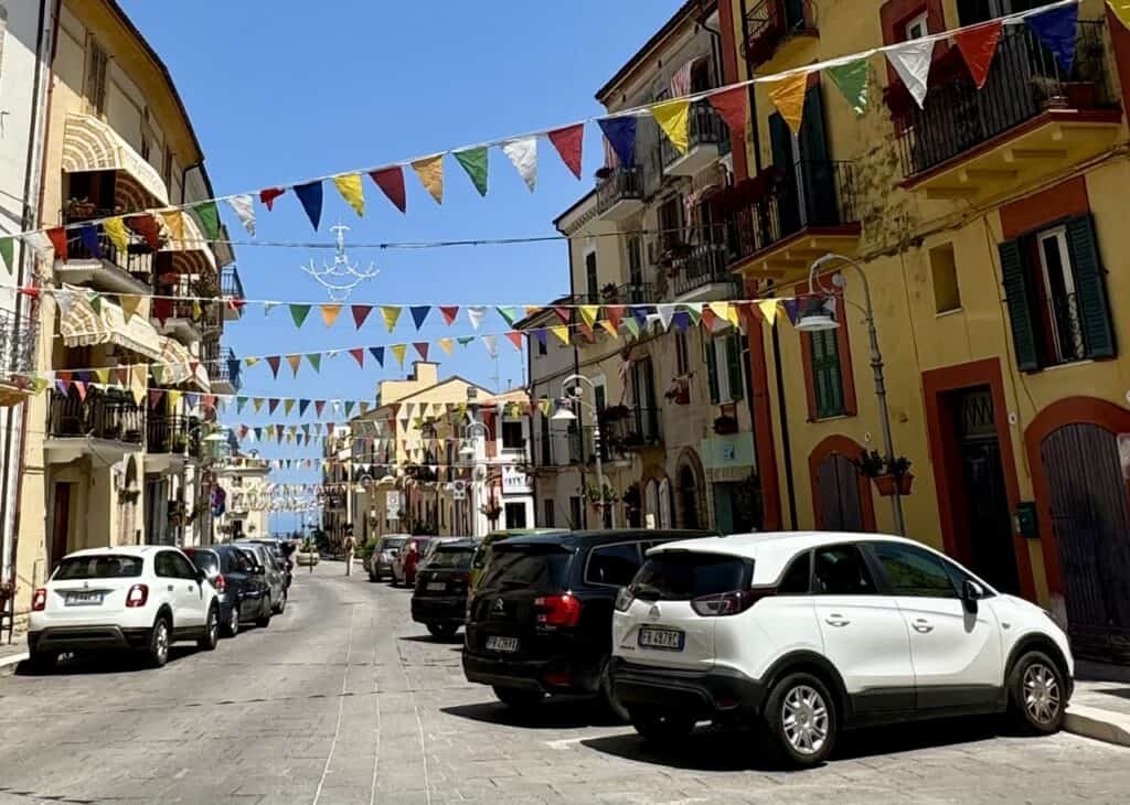 Abruzzo’s 4-Month Hole for Your €100 Car Tax Saving