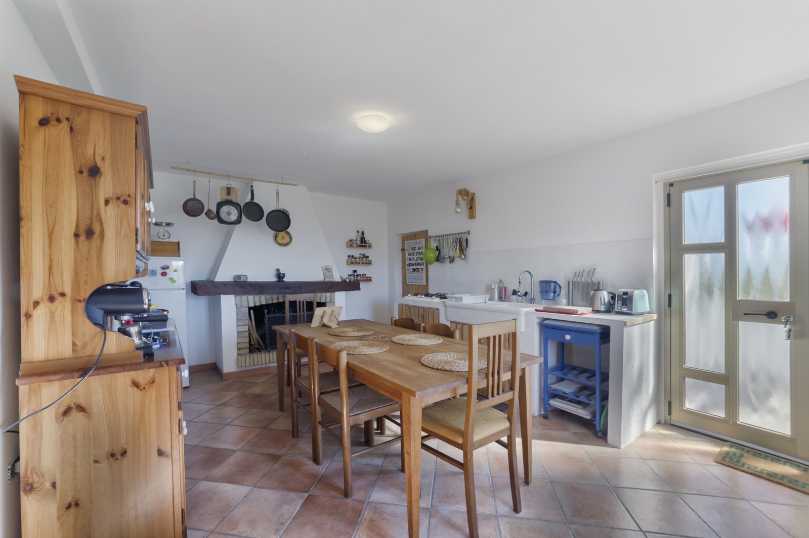 Restored Roccafinadomo Farmhouse for Abruzzo Home or Business