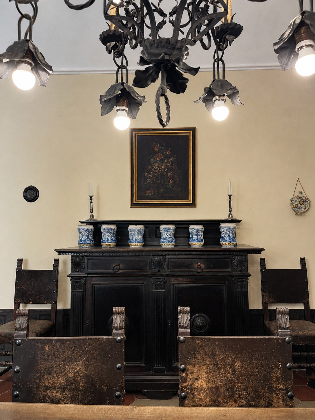 Palazzo Pardi: Private Evening in a Historical Abruzzo Home